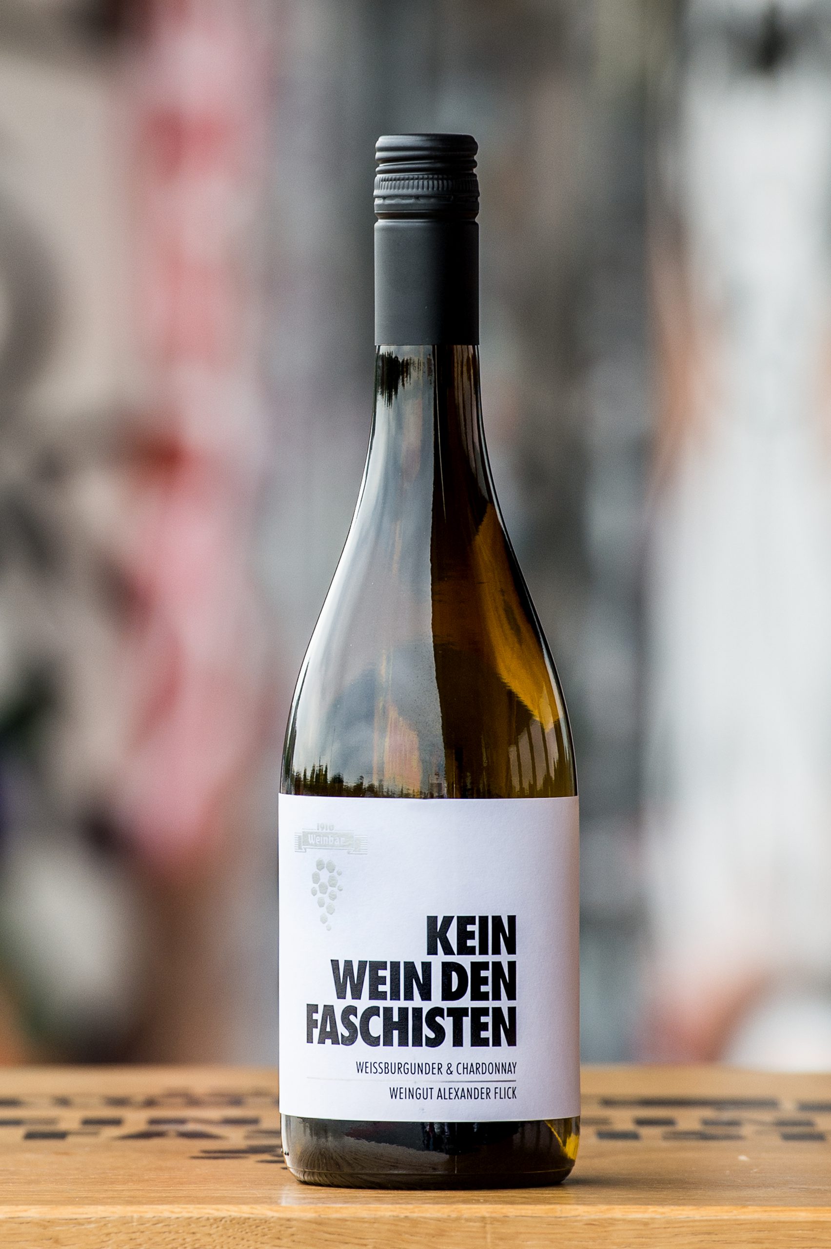 Flasche Weißburgunder-Chardonnay Alexander Flick