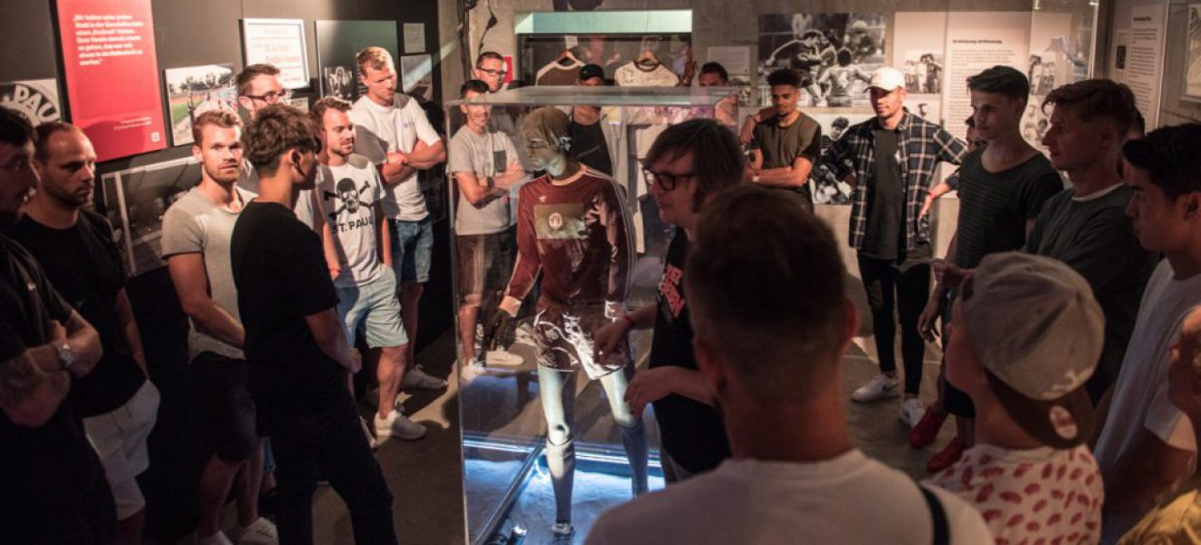2019_0623 FC St Pauli erste Mannschaft im KIEZBEBEN (Foto Sabrina Adeline Nagel) - 7 2019_0623 FC St Pauli erste Mannschaft im KIEZBEBEN (Foto Sabrina Adeline Nagel) - 7