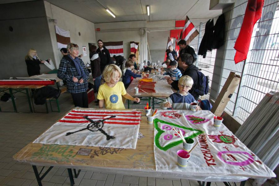Fussball und Liebe Fahnenworkshop (Foto Antje Frohmüller)_11
