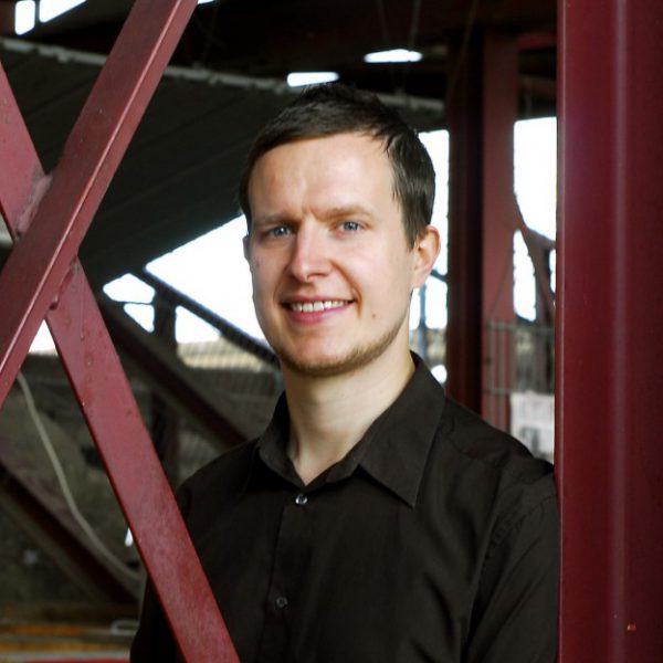 Michael Pahl in der alten Gegengerade (Foto: Sabrina Adeline Hinck) Michael Pahl in der alten Gegengerade (Foto: Sabrina Adeline Hinck)